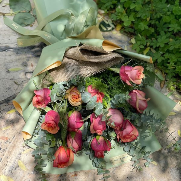 پک گل و هدیه روز مادر