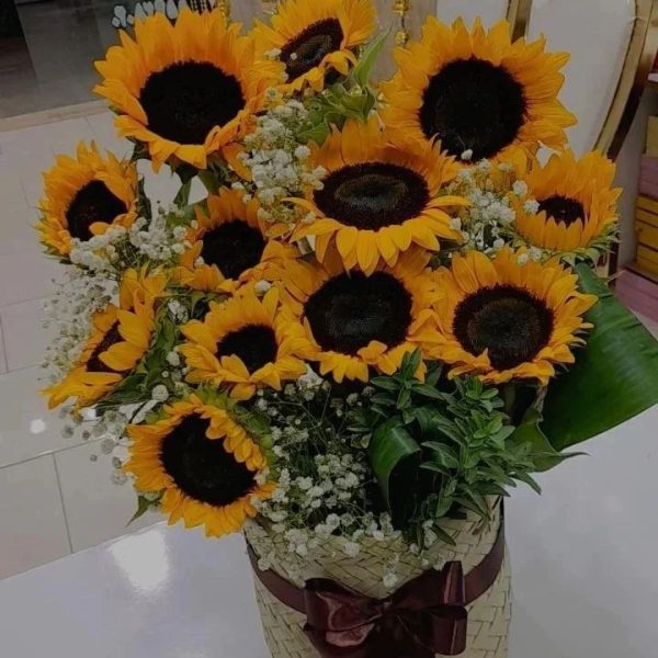 خرید انواع گل برای تبریک تولد پدر از طرف نوزاد