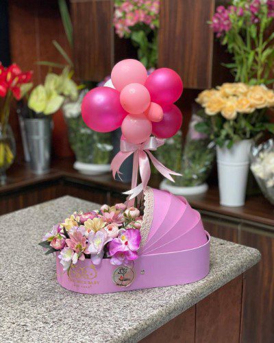 خرید انواع گل برای تبریک تولد نوزاد به همکار