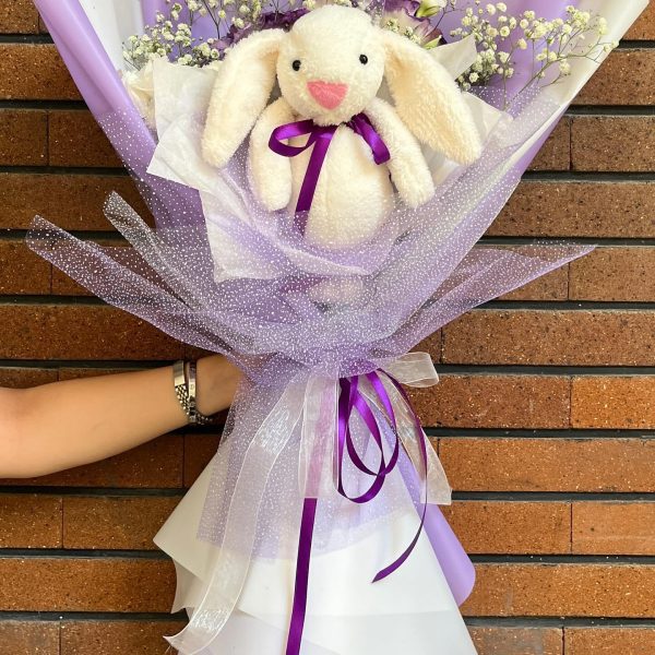خرید انواع گل برای برای تبریک بچه دار شدن چی بگیم