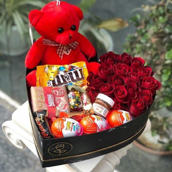دسته گل شکلاتی برای ولنتاین