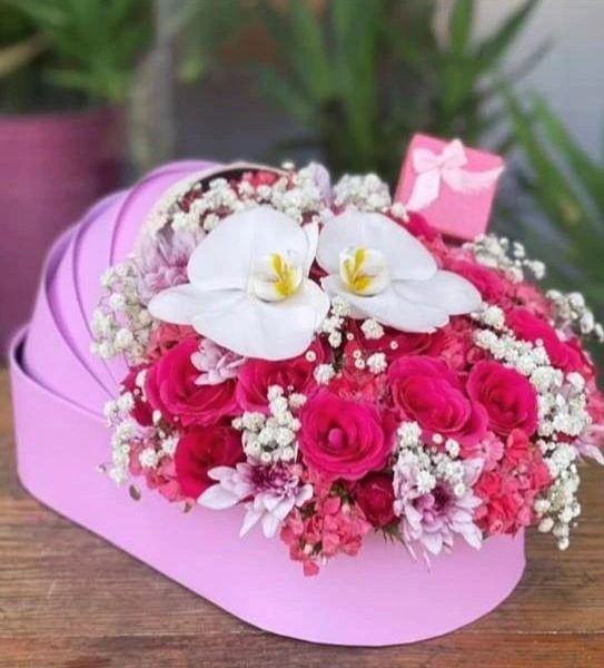 خرید انواع گل برای تبریک تولد نوزاد