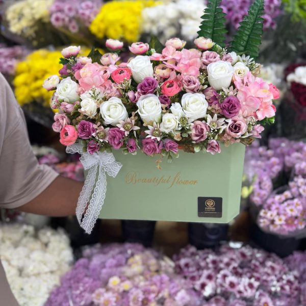 خرید انواع گل برای تبریک نوه دار شدن به پدربزرگ