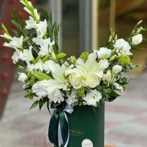 گل برای تبریک روز زن به خاله