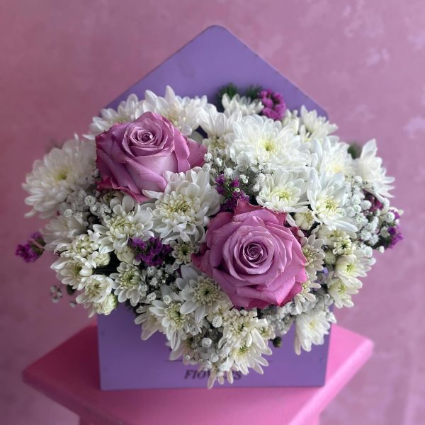 گل و هدیه خوب برای روز زن